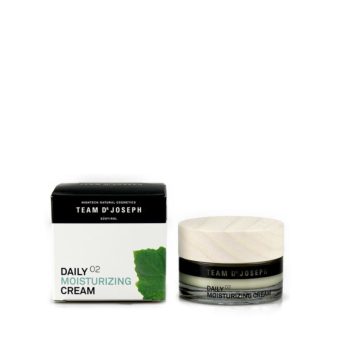 Team-Dr-Joseph-daily-moisturizing-cream