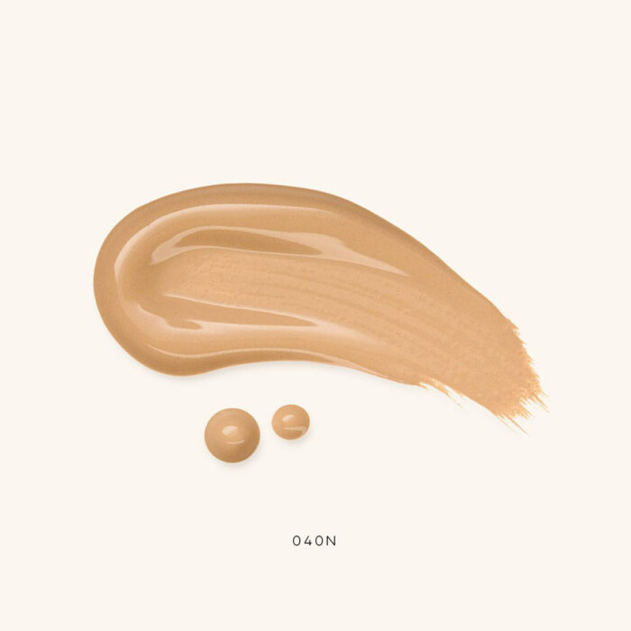 Catrice-Nude-Drop-Tinted-Serum-Foundation-040N-Texture