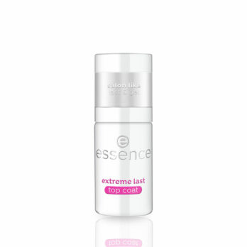 essence-extreme-last-top-coat-01-Perfect-Stay