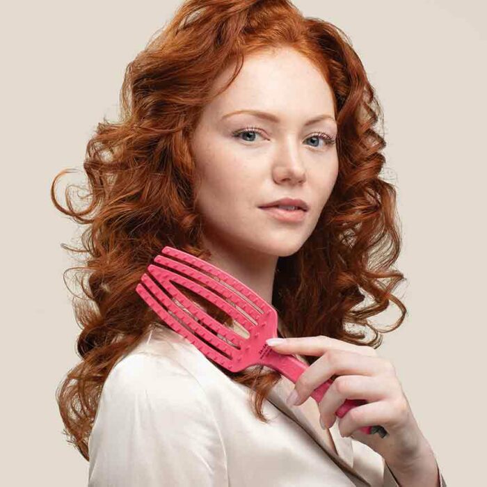 Olivia-Gardens-CurlyHair-Single-Bristle-brush-Wavy-to-Curly_1