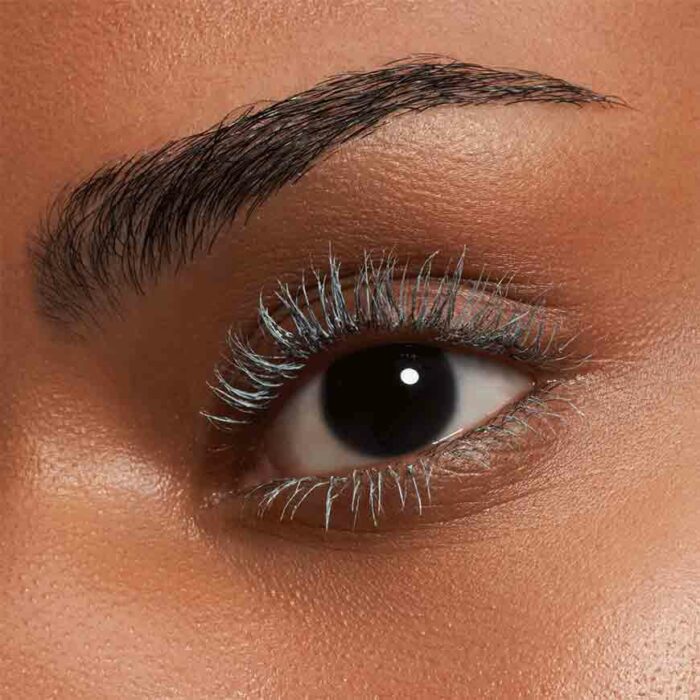 essence-Lash-PRINCESS-MASCARA-PRIMER-extra-length-and-volume-texture1