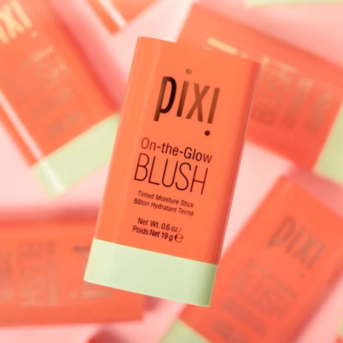 Pixi On the Glow Juicy 19g LIFESTYLE