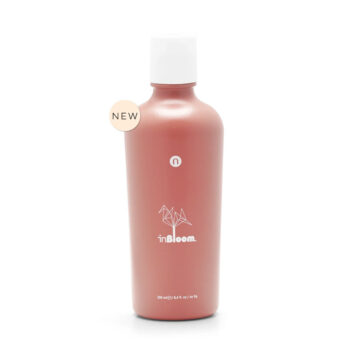 Naturalmente-In-Bloom-Moisturizing-Shampoo-250-ml-new